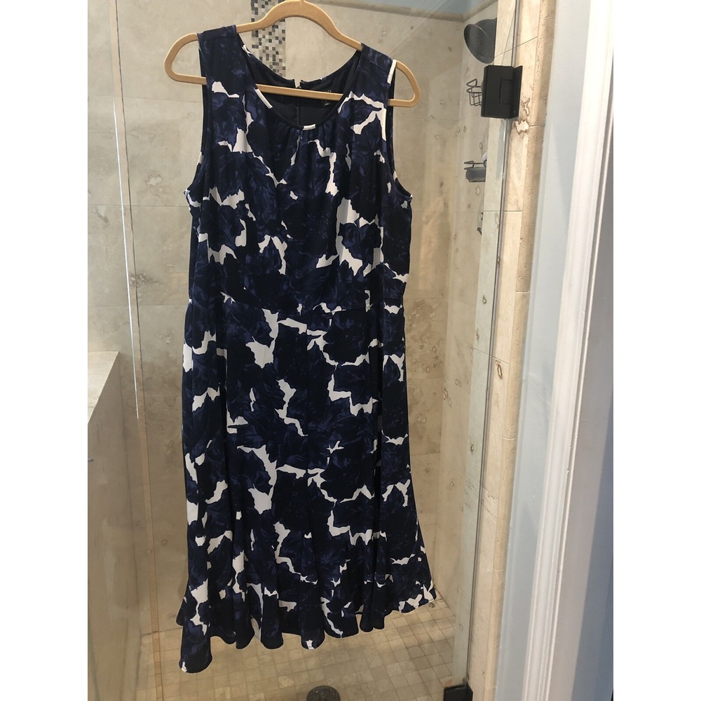 Talbots Blue White Floral Textured Ruffle Hem A-Line Dress Sz 16 Full Skirt